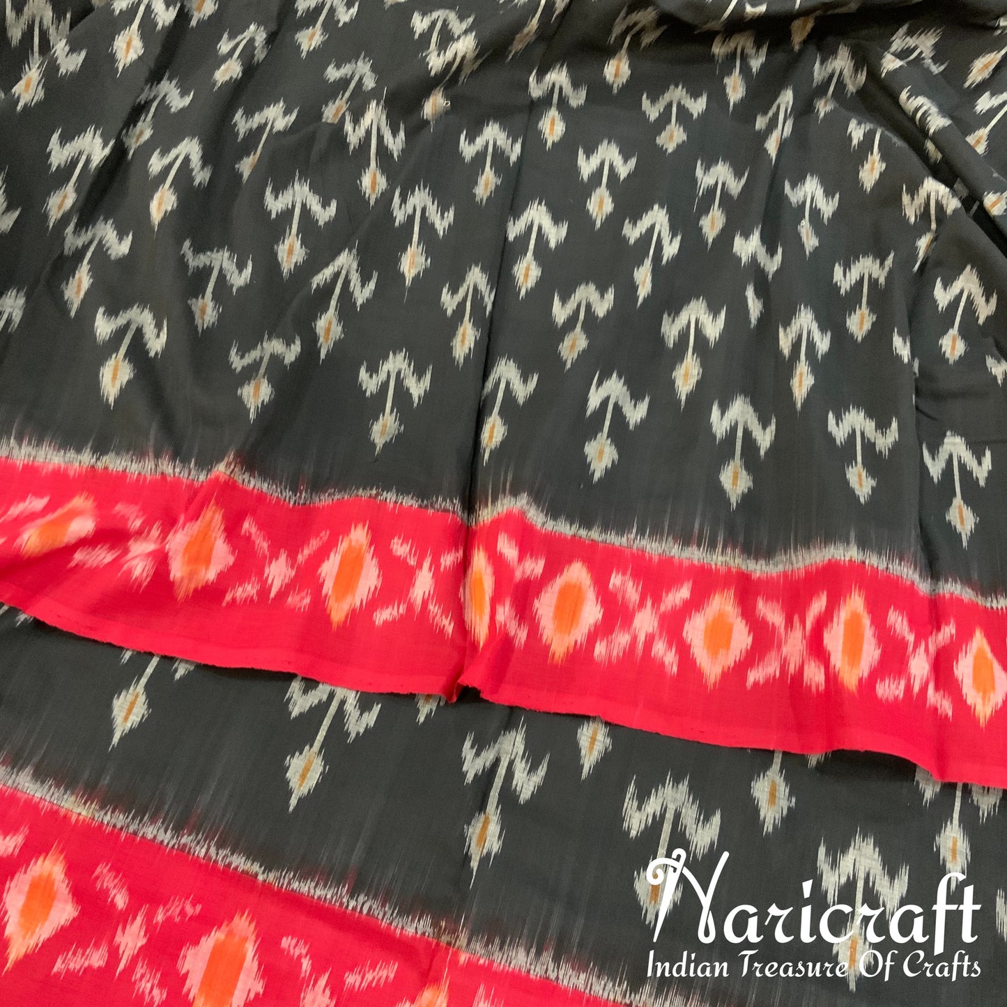 Pochampalli Ikat cotton saree - Black and Red